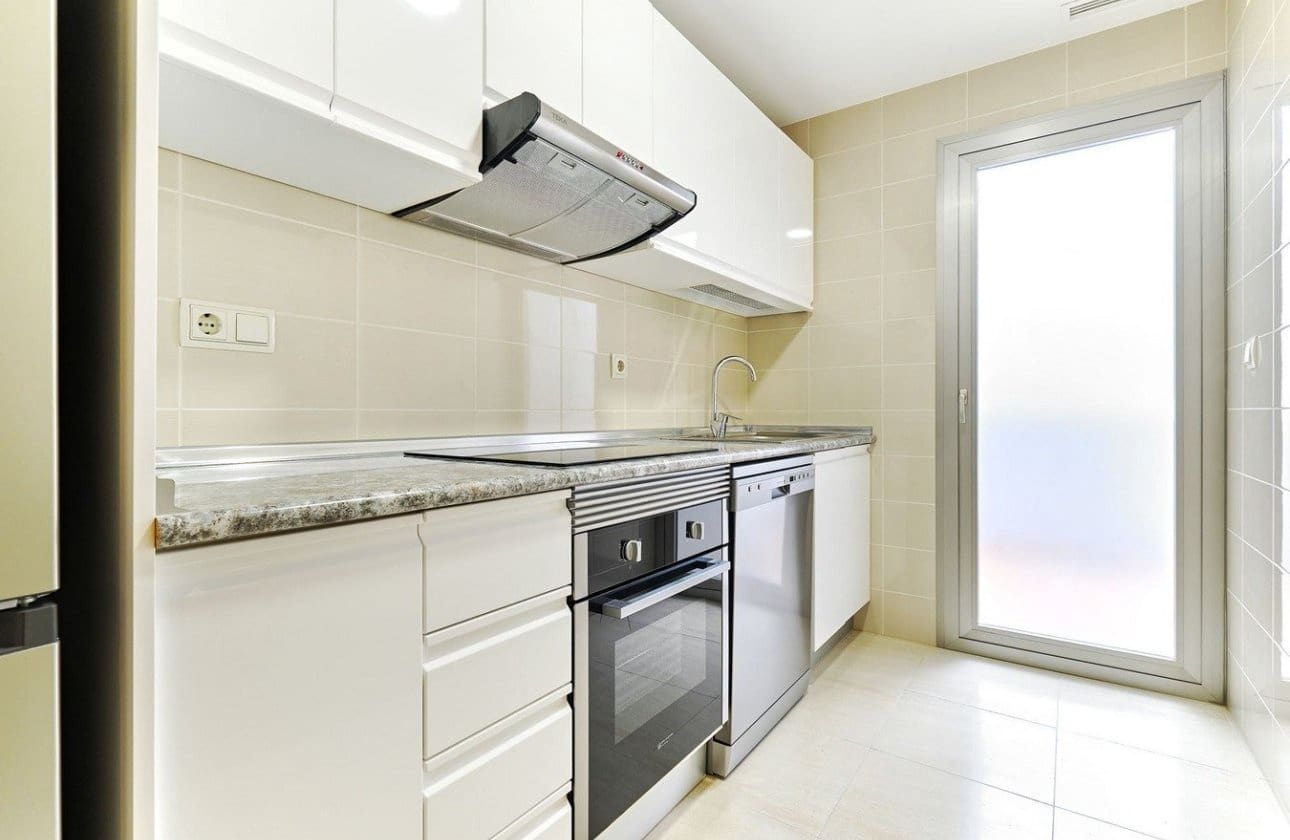 2 Zimmer Apartment zu verkaufen in San Miguel de Salinas mit Pool Garage - 165.000 € (Ref: 9444514)