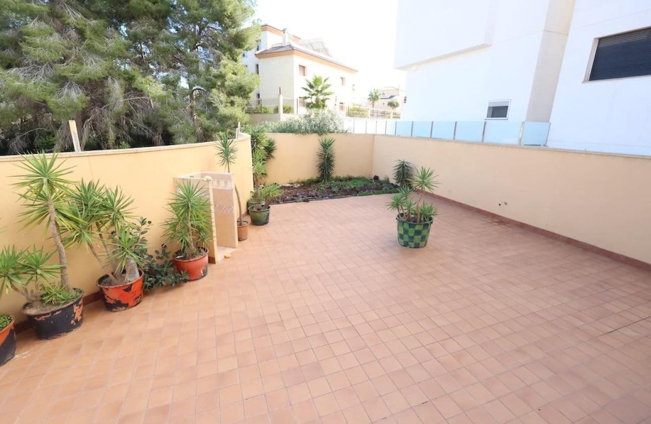 4 Zimmer Villa zu verkaufen in Orihuela Costa - 284.900 € (Ref: 9446911)