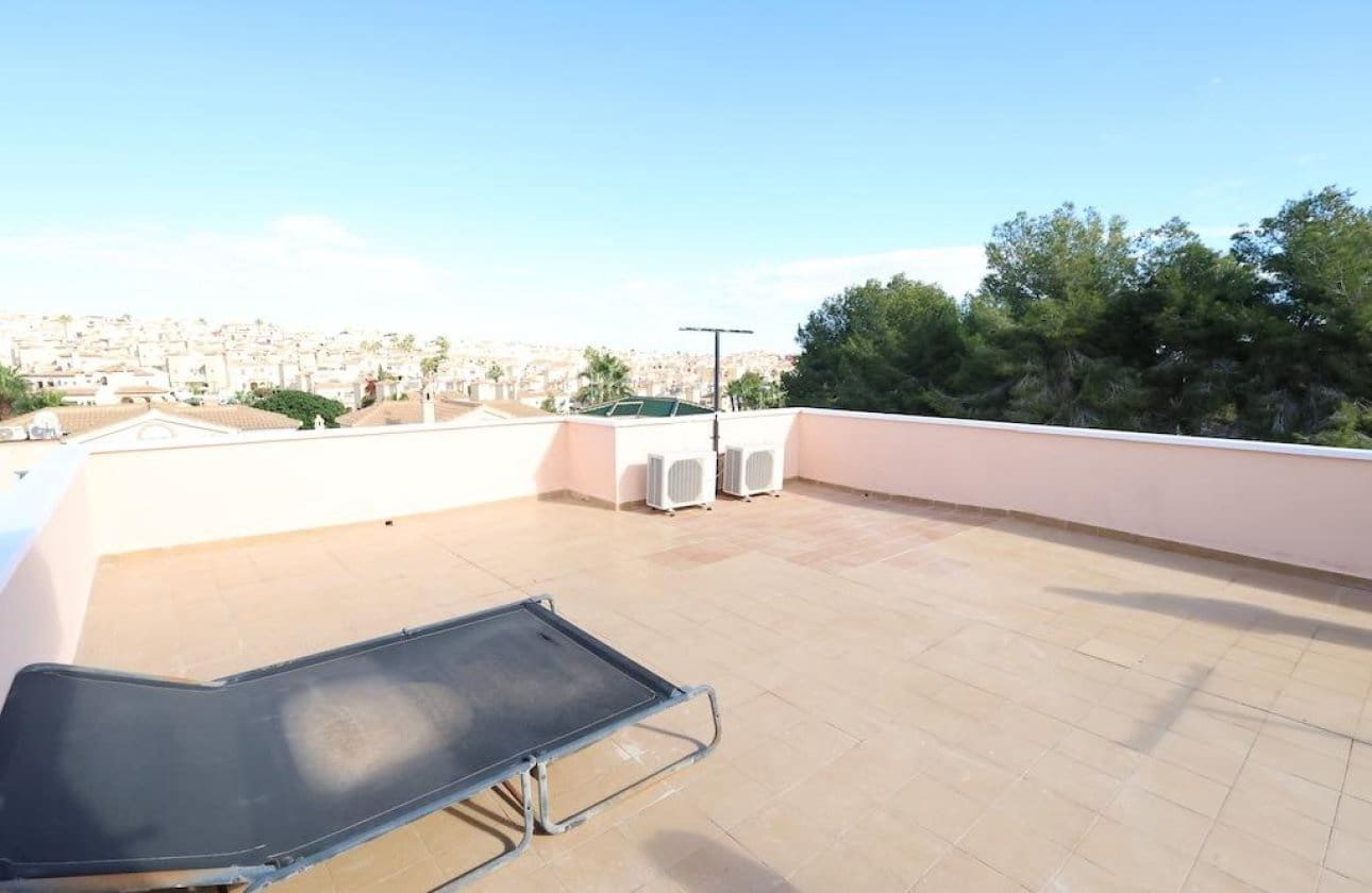 4 Zimmer Villa zu verkaufen in Orihuela Costa - 284.900 € (Ref: 9446911)