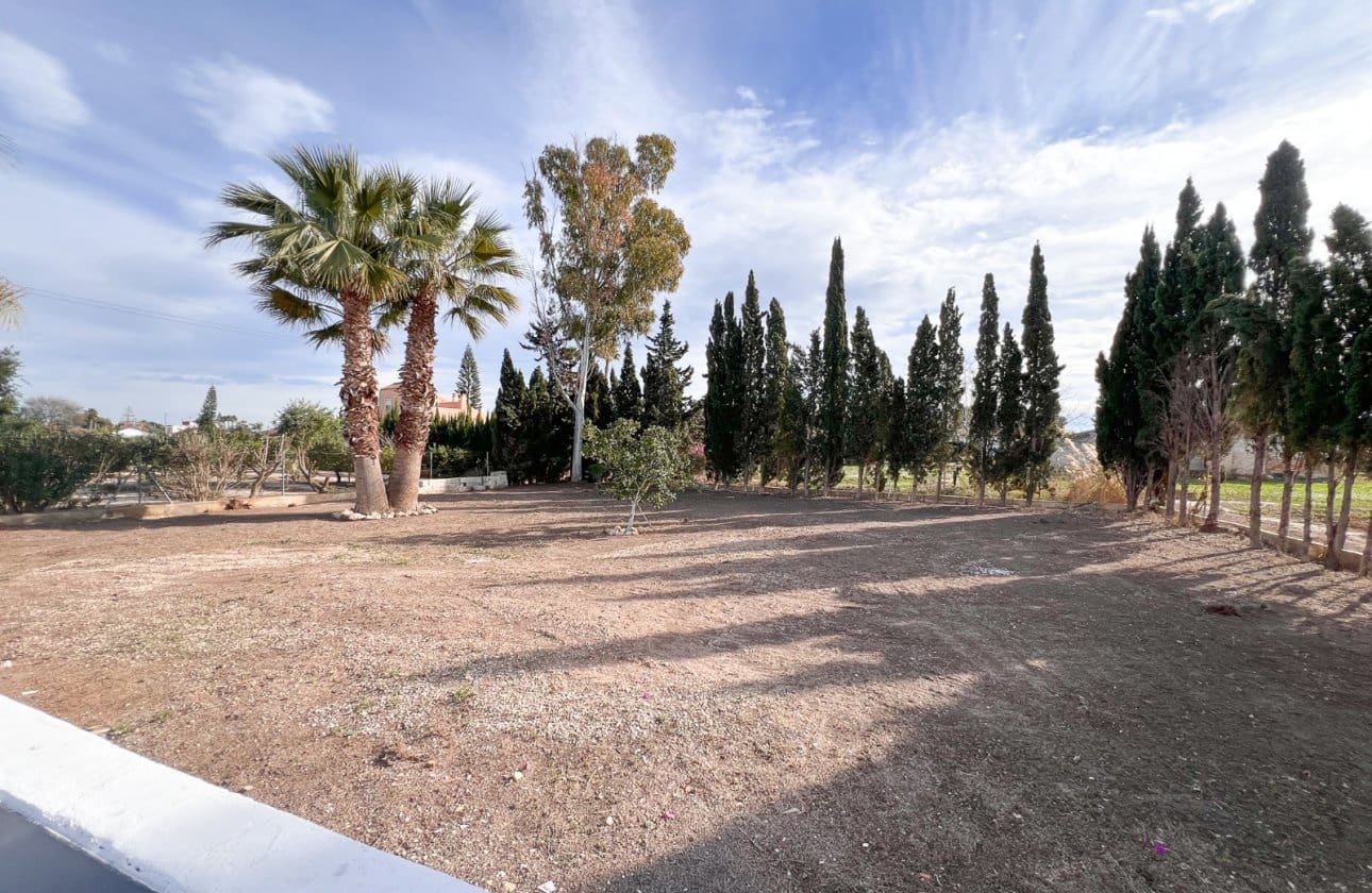 4 bedroom Villa for sale in Dolores with pool garage - € 560,000 (Ref: 9485364)