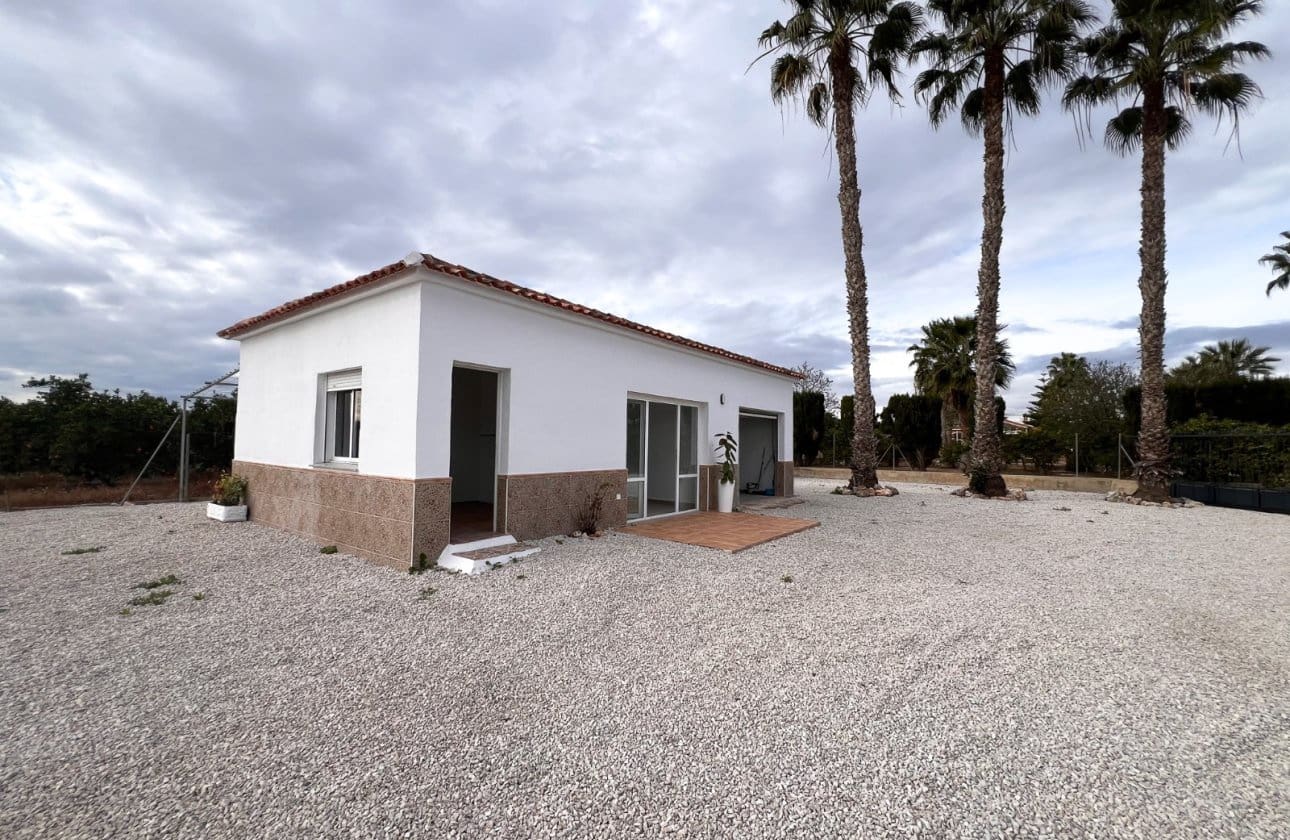 4 bedroom Villa for sale in Dolores with pool garage - € 560,000 (Ref: 9485364)