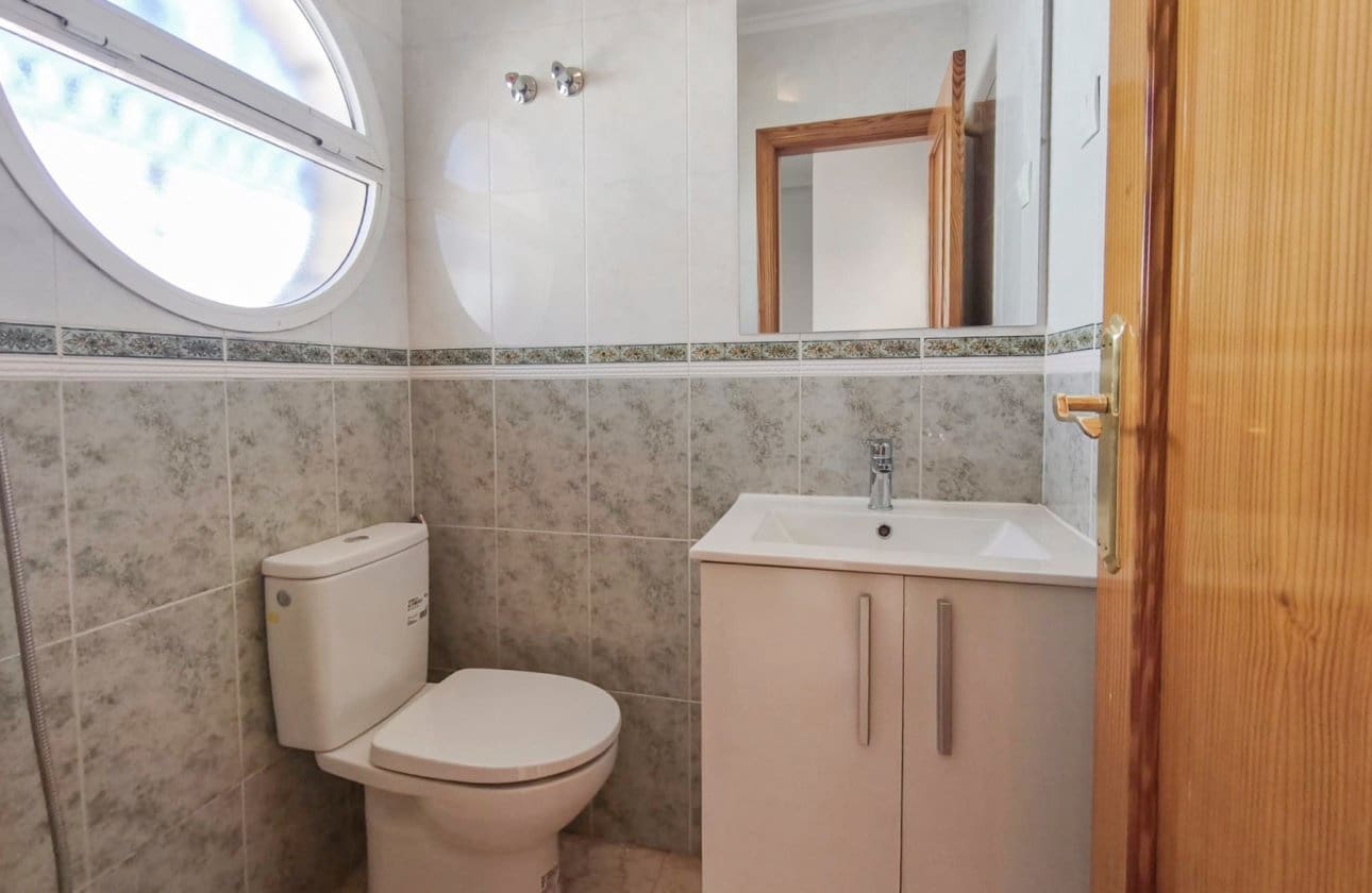 3 bedroom Bungalow for sale in Los Altos with pool - € 210,000 (Ref: 9494366)