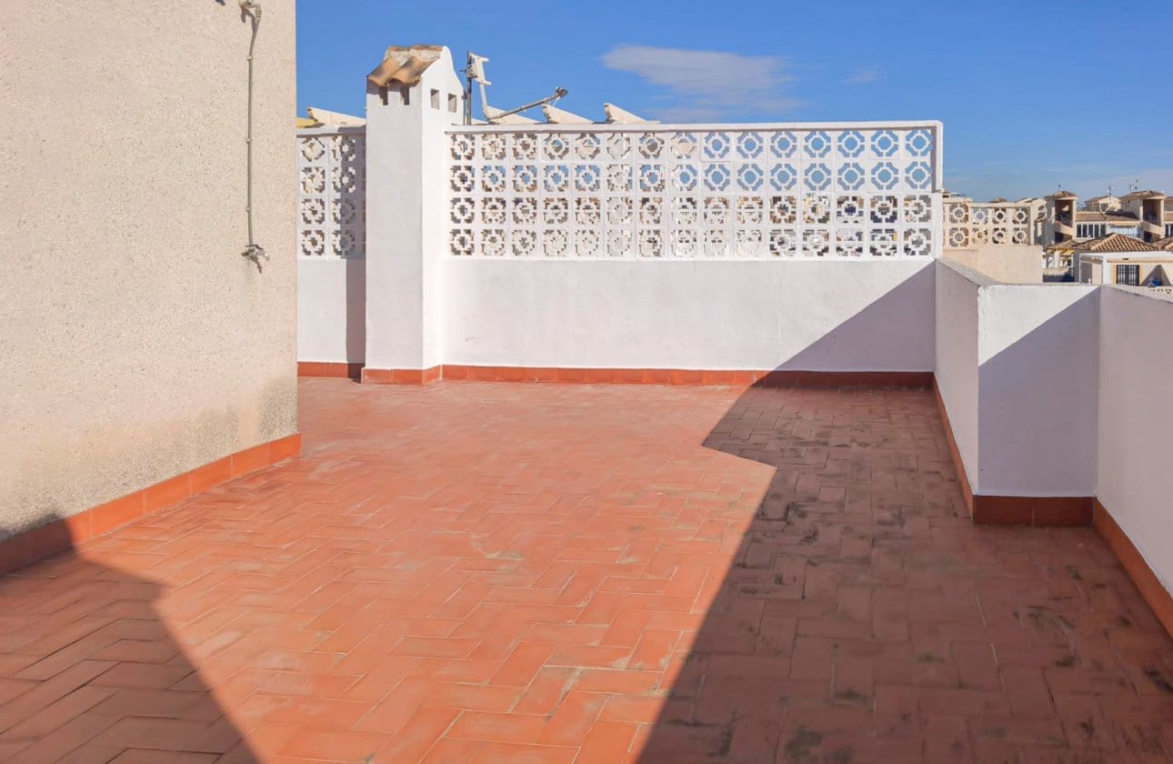 3 bedroom Bungalow for sale in Los Altos with pool - € 210,000 (Ref: 9494366)
