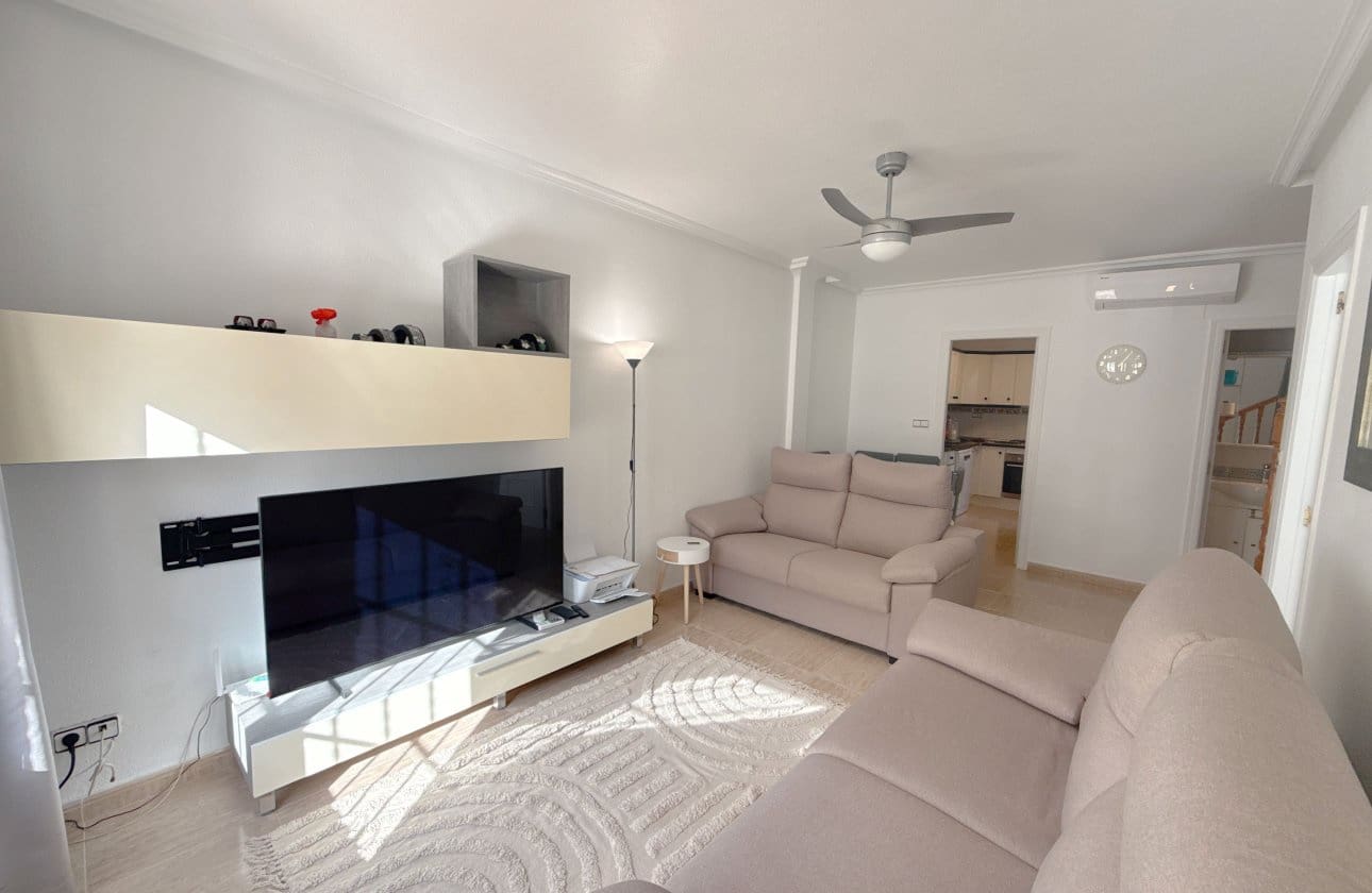 3 bedroom Townhouse for sale in Cabo Roig with pool - € 219,950 (Ref: 9494367)