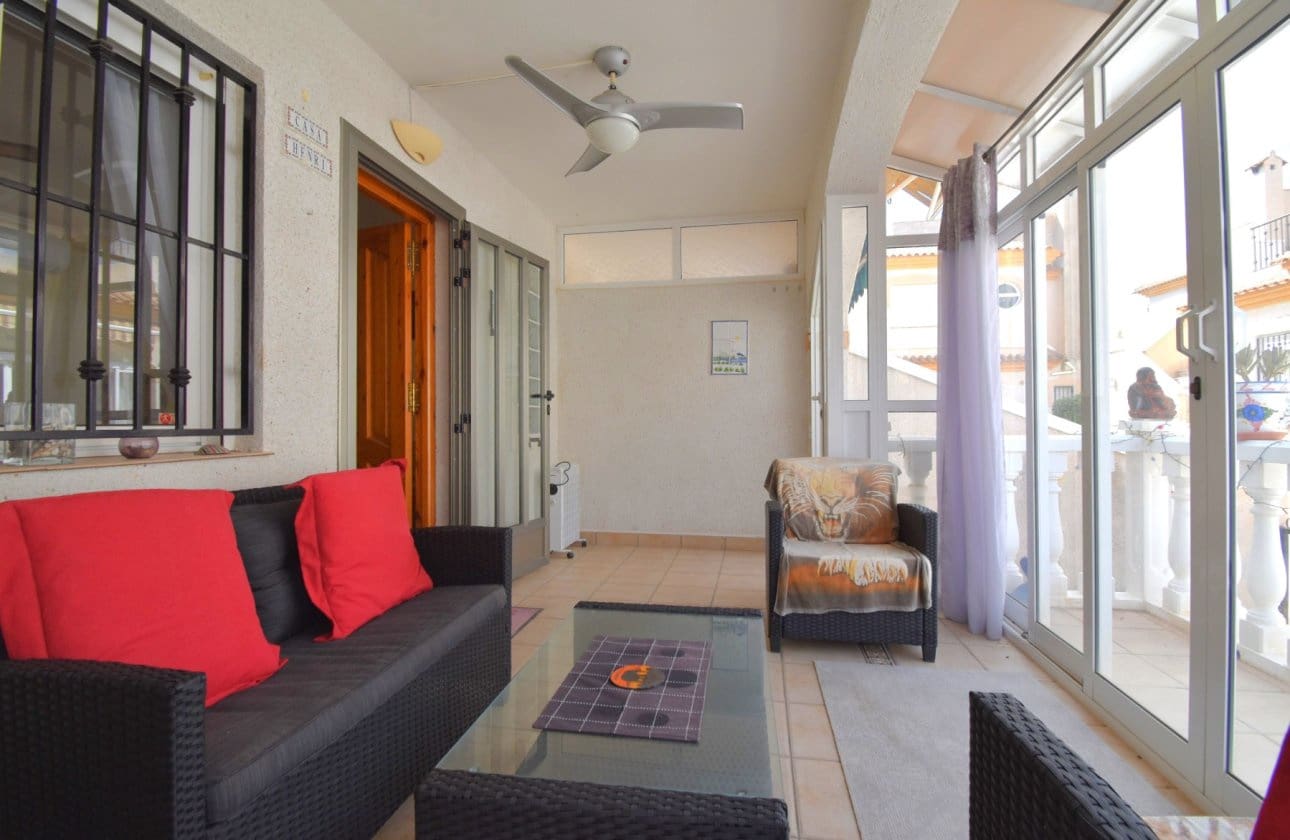 2 slaapkamer Huis te koop in Playa Flamenca met zwembad - € 175.000 (Ref: 9494368)