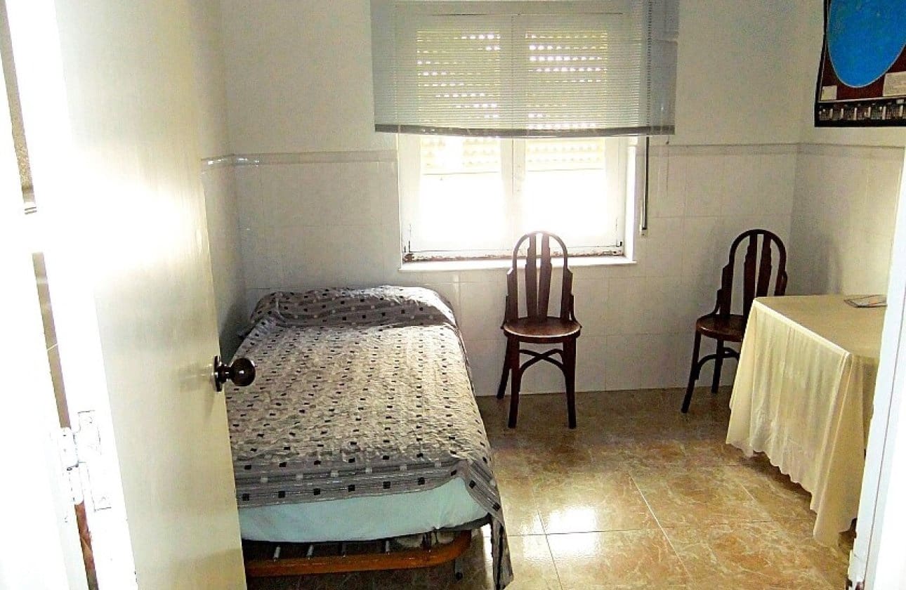 5 bedroom Bungalow for sale in Torre de la Horadada - € 219,900 (Ref: 9494369)