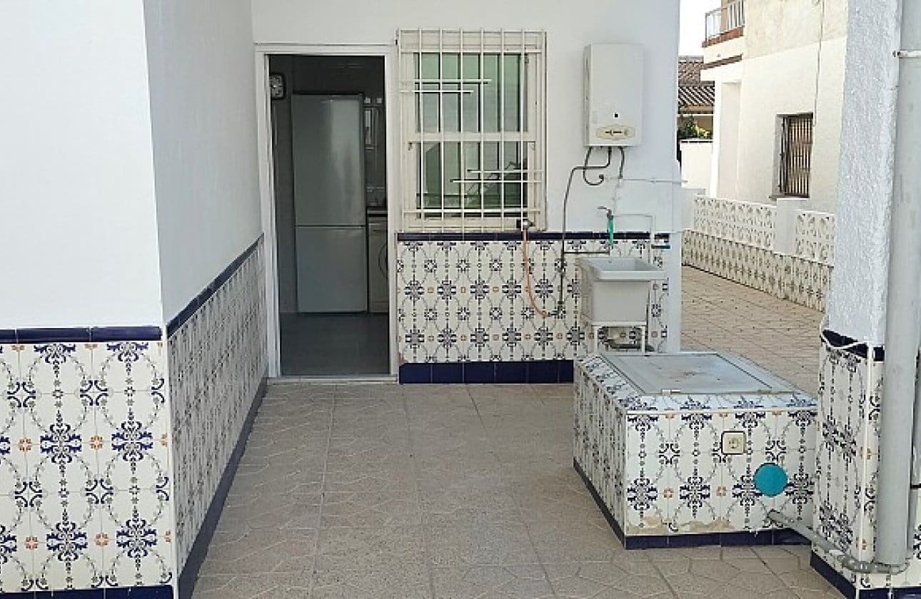 5 bedroom Bungalow for sale in Torre de la Horadada - € 219,900 (Ref: 9494369)