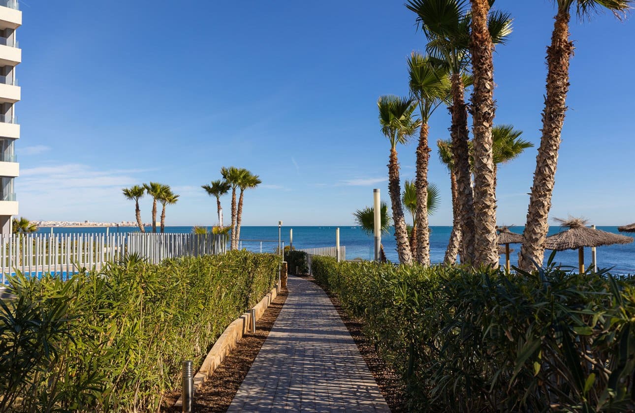 2 bedroom Apartment for sale in Punta Prima - € 765,000 (Ref: 9497186)