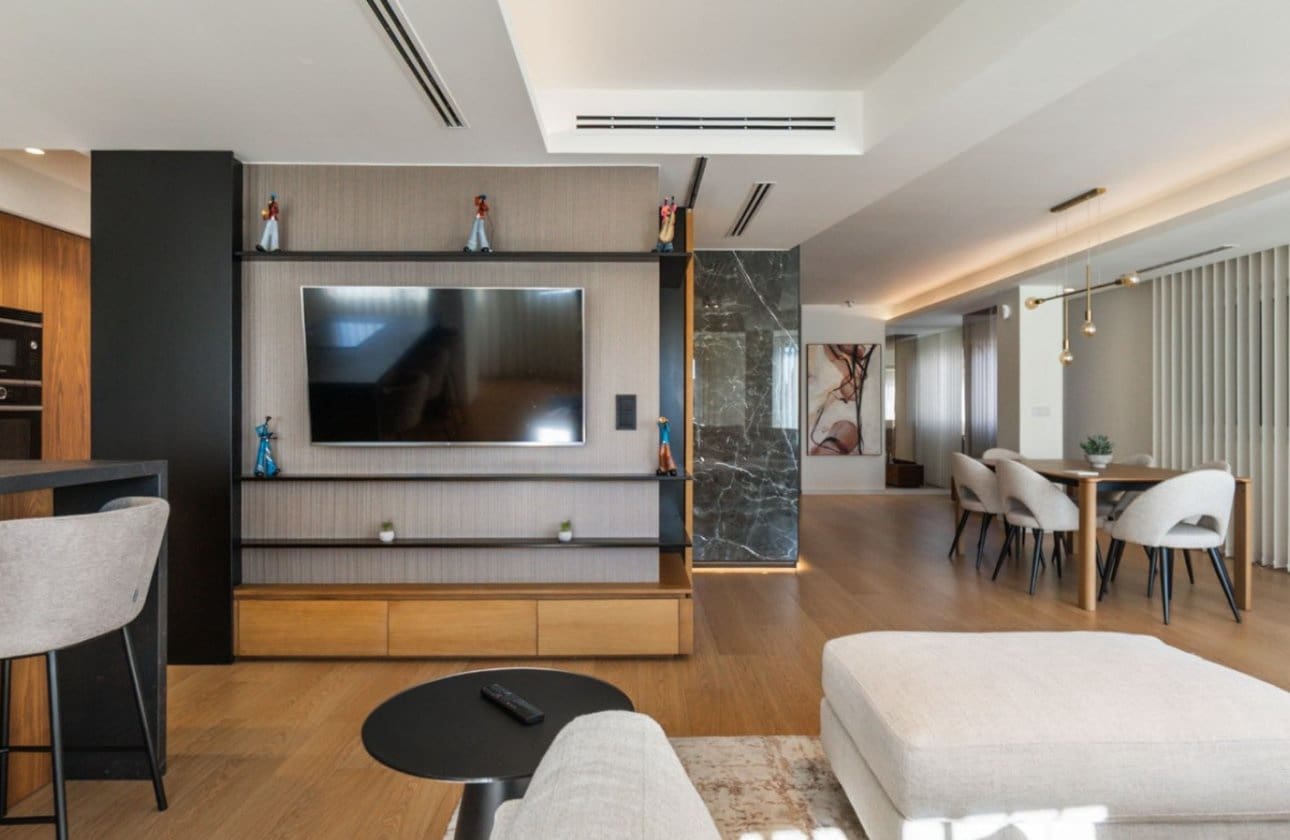 2 makuuhuone Kattohuoneisto myytävänä paikassa Torrevieja - 349 000 € (Ref: 9497187)