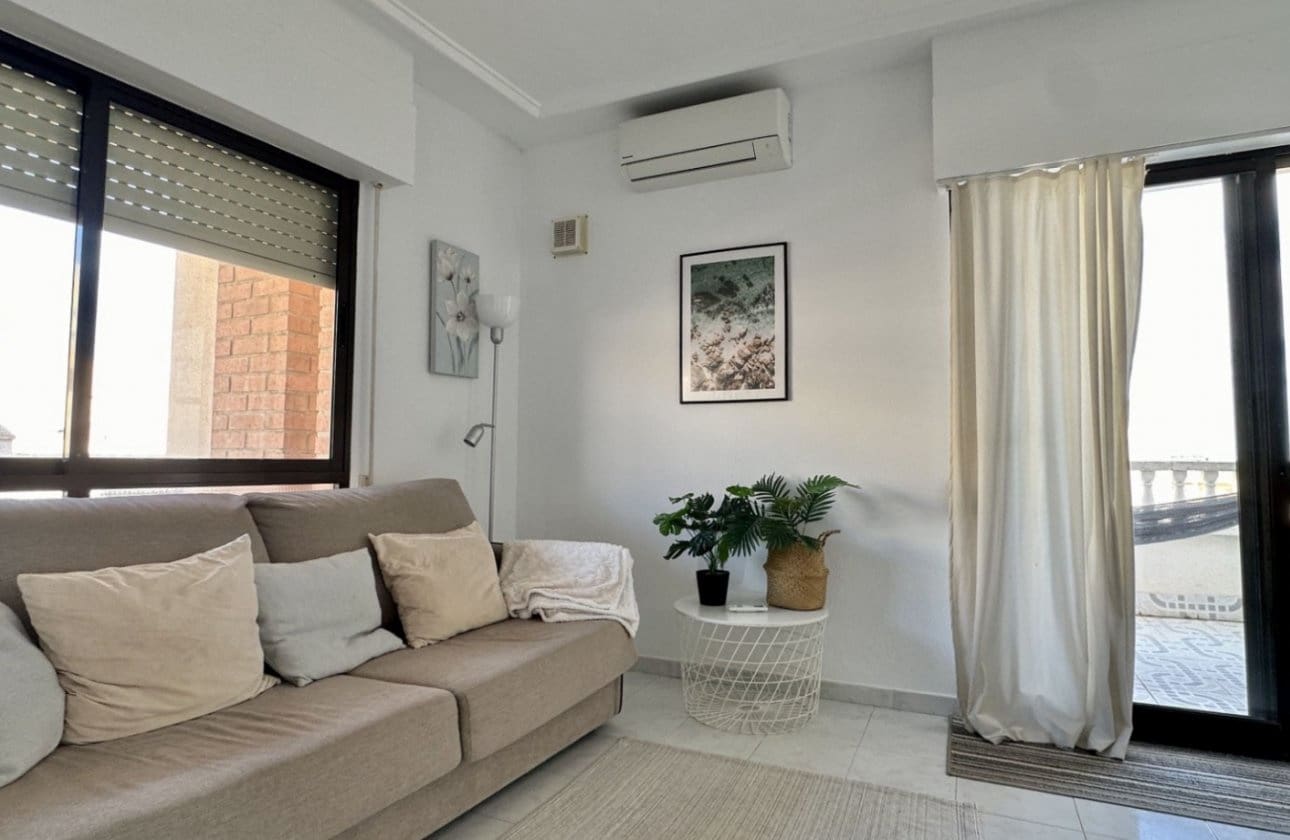 1 slaapkamer Appartement te koop in Torrevieja - € 145.000 (Ref: 9497188)