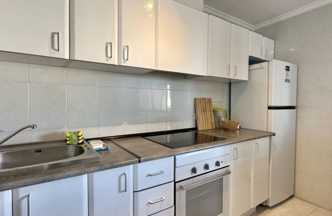 1 slaapkamer Appartement te koop in Torrevieja - € 145.000 (Ref: 9497188)