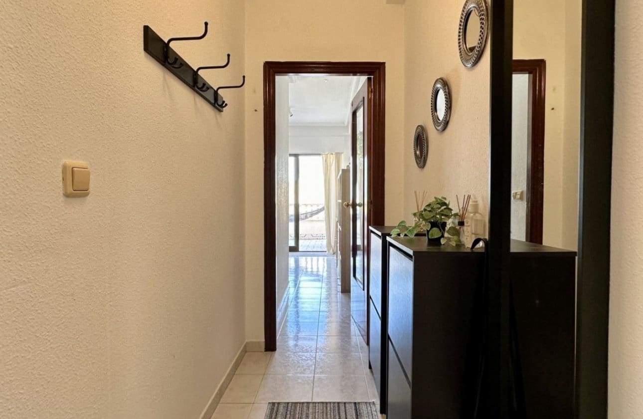 1 slaapkamer Appartement te koop in Torrevieja - € 145.000 (Ref: 9497188)