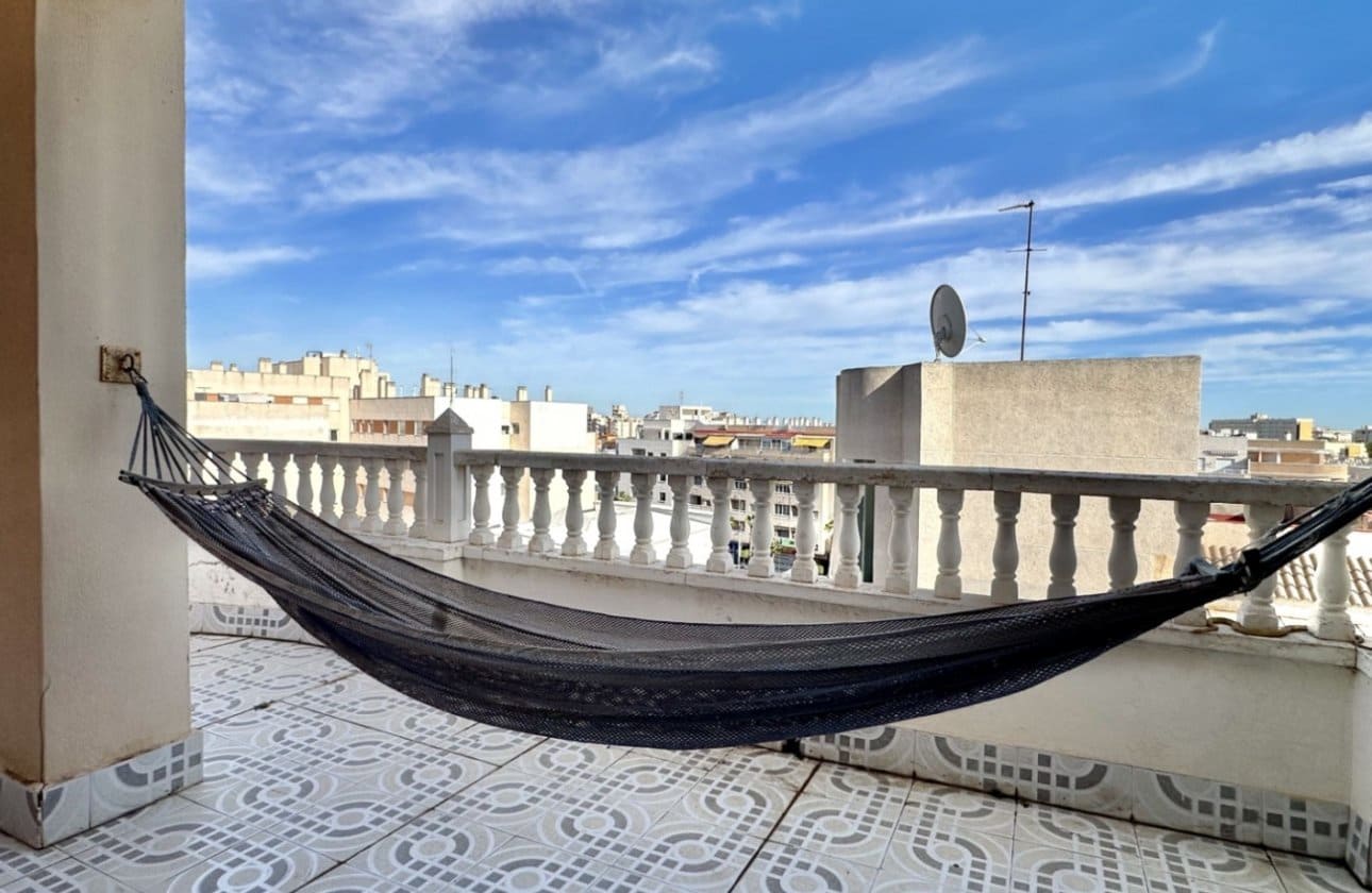 1 slaapkamer Appartement te koop in Torrevieja - € 145.000 (Ref: 9497188)