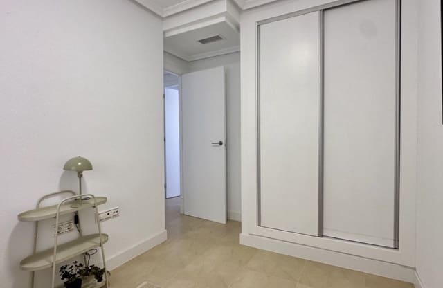 3 Zimmer Apartment zu verkaufen in Puerto Deportivo, Torrevieja - 220.000 € (Ref: 9497189)