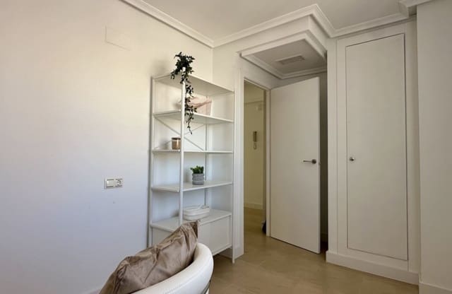 3 Zimmer Apartment zu verkaufen in Puerto Deportivo, Torrevieja - 220.000 € (Ref: 9497189)