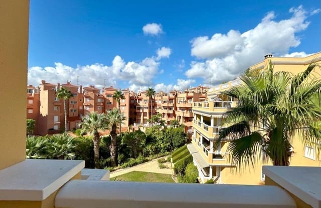 3 chambre Penthouse à vendre à Aguamarina, Orihuela avec piscine garage - 595 000 € (Ref: 9499779)