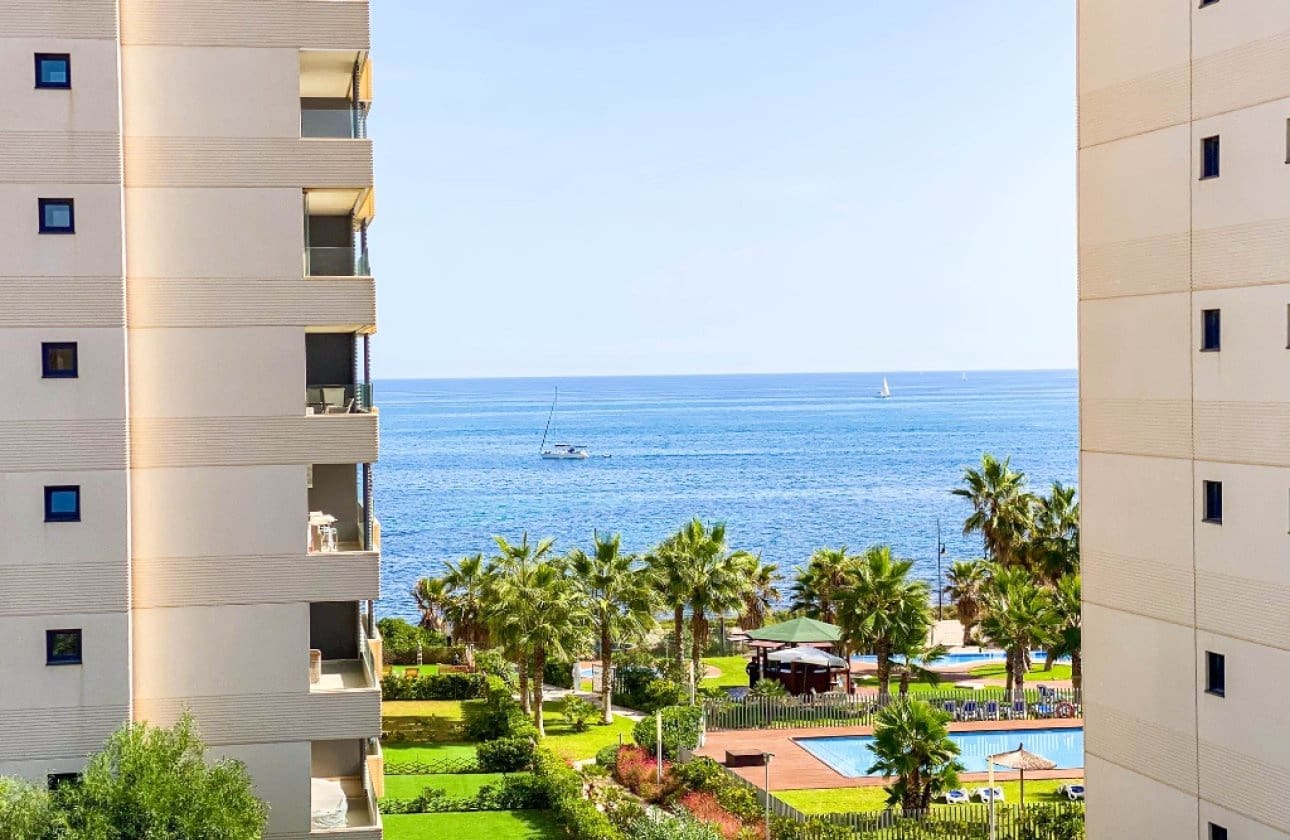 2 sovrum Strandlägenhet till salu i Orihuela Costa med pool - 270 000 € (Ref: 9499780)