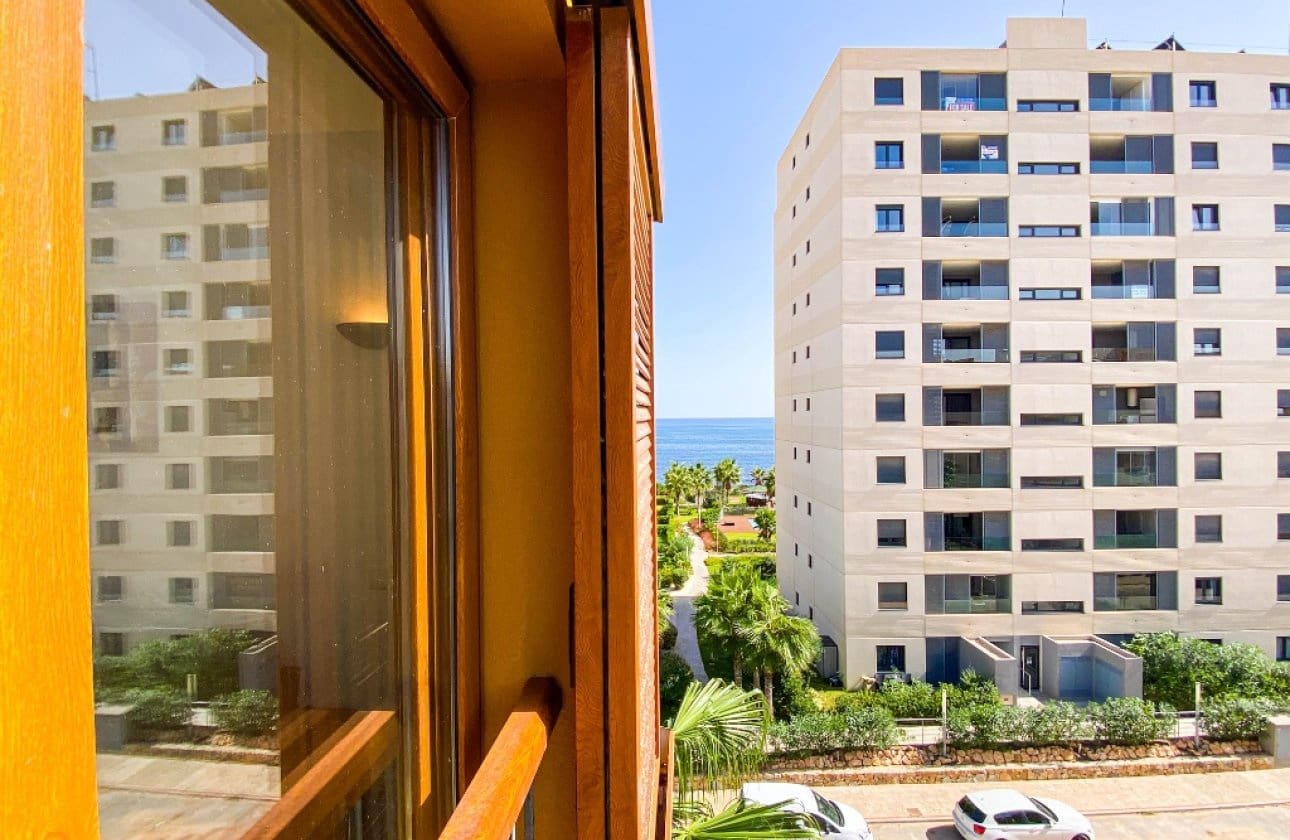 2 sovrum Strandlägenhet till salu i Orihuela Costa med pool - 270 000 € (Ref: 9499780)