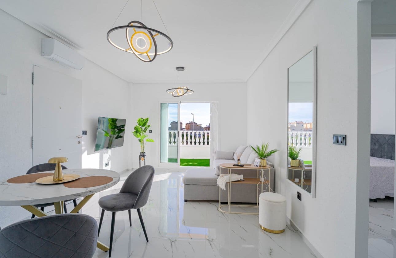 1 bedroom Townhouse for sale in Playa Flamenca with pool - € 170,000 (Ref: 9499781)