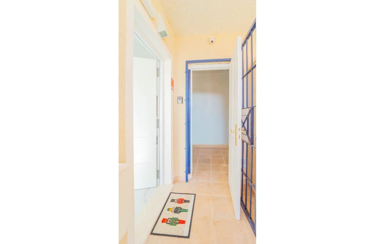 1 bedroom Townhouse for sale in Playa Flamenca with pool - € 170,000 (Ref: 9499781)