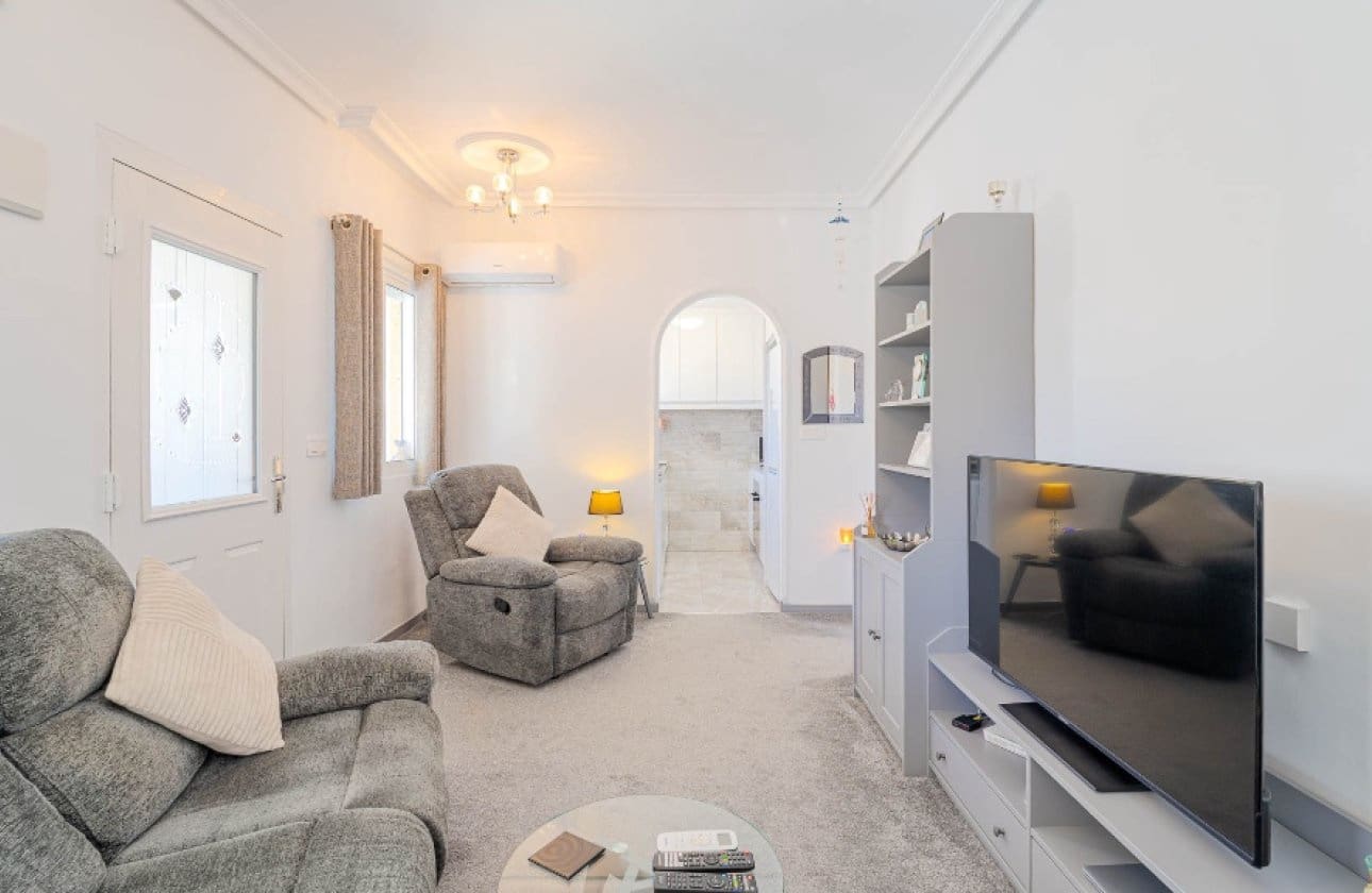 2 soverom Villa til salgs i Los Altos med svømmebasseng - € 264 900 (Ref: 9503847)