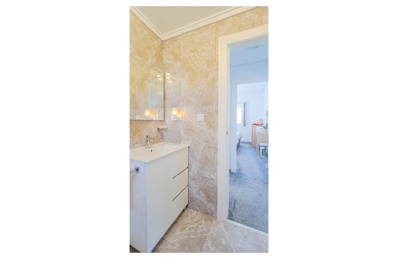 2 soverom Villa til salgs i Los Altos med svømmebasseng - € 264 900 (Ref: 9503847)