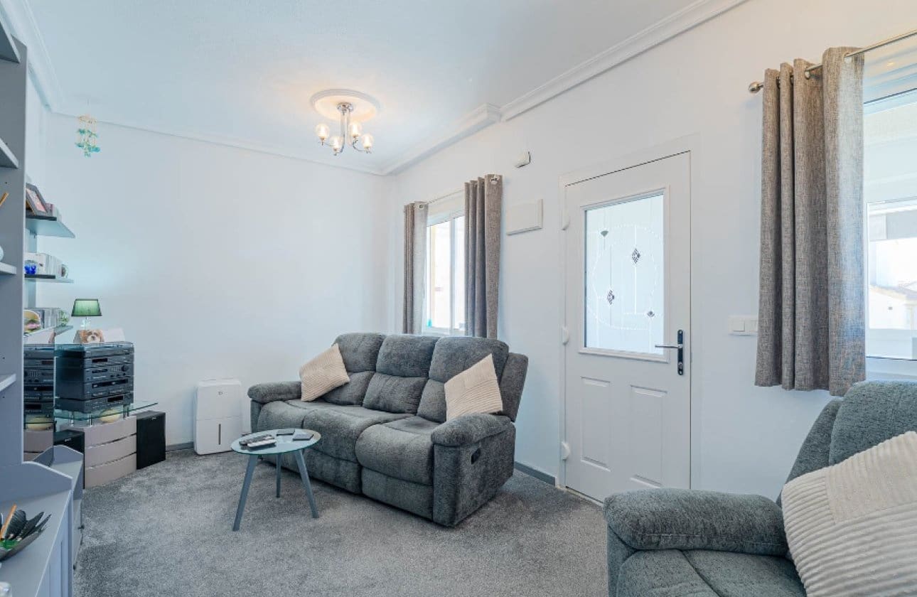 2 soverom Villa til salgs i Los Altos med svømmebasseng - € 264 900 (Ref: 9503847)