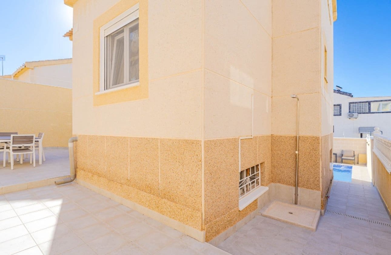 2 soverom Villa til salgs i Los Altos med svømmebasseng - € 264 900 (Ref: 9503847)