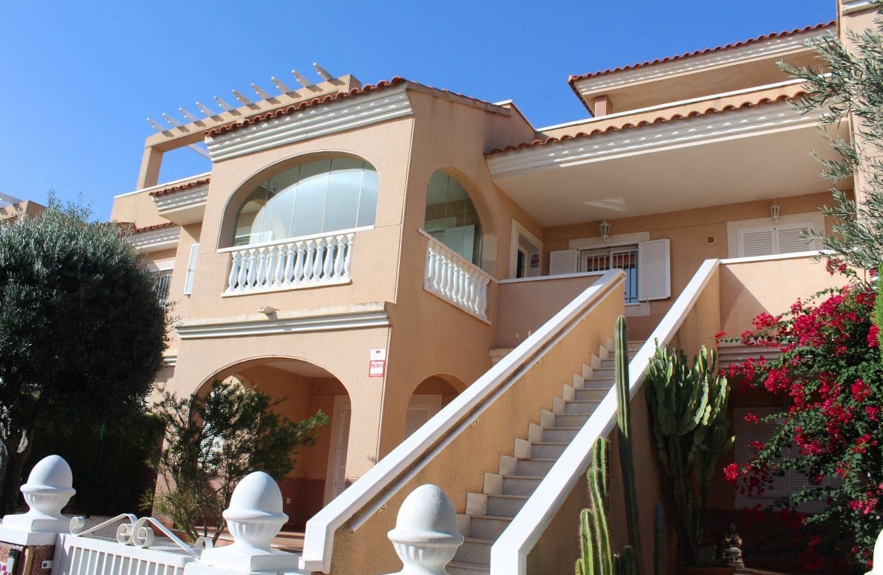 2 bedroom Penthouse for sale in Playa Flamenca with pool - € 227,000 (Ref: 9503848)
