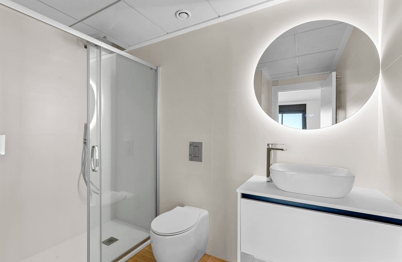 2 chambre Penthouse à vendre à Villamartin avec piscine - 339 900 € (Ref: 9503849)