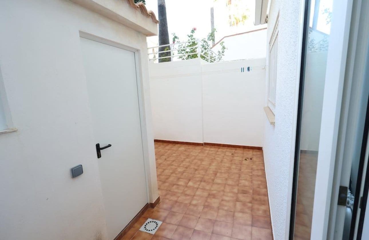 2 slaapkamer Huis te koop in Campoamor met zwembad - € 300.000 (Ref: 9510139)