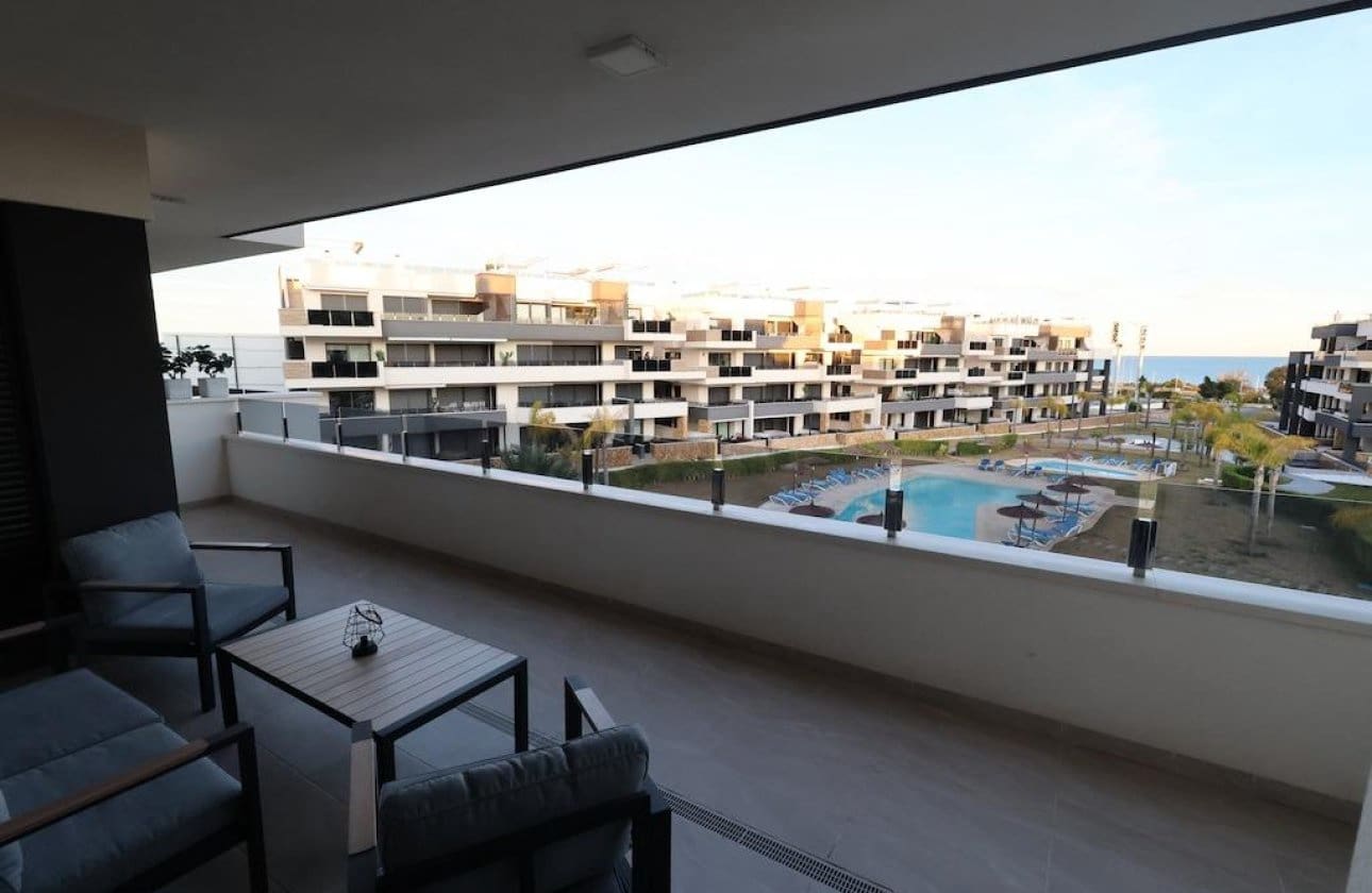 2 quarto Apartamento para venda em Orihuela Costa com piscina garagem - 368 000 € (Ref: 9510141)