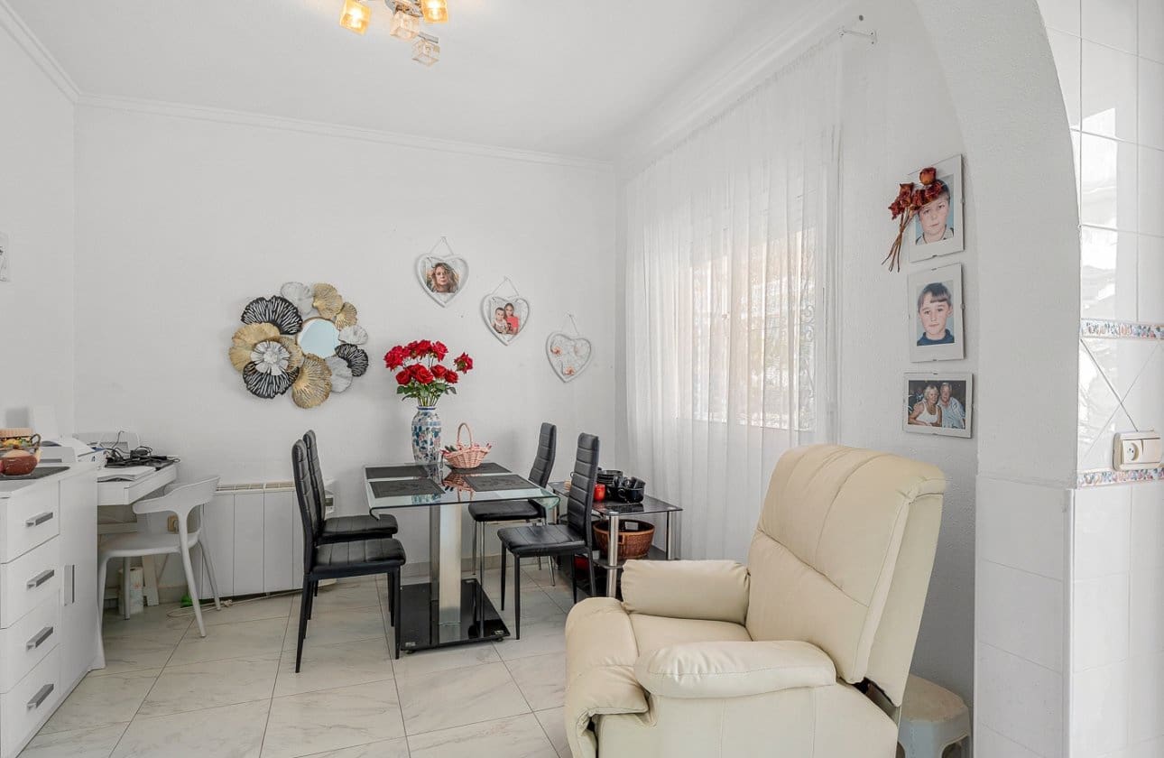 2 bedroom Townhouse for sale in Ciudad Quesada with pool - € 189,000 (Ref: 9536284)