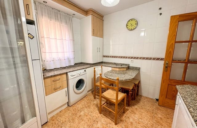 3 makuuhuone Huoneisto myytävänä paikassa Lo Pagan, San Pedro del Pinatar - 222 600 € (Ref: 9536285)