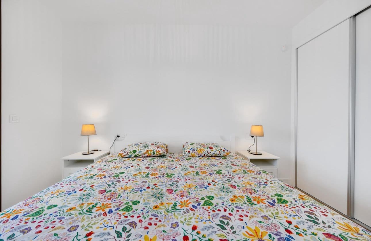 2 sovrum Takvåning till salu i Orihuela Costa med pool - 339 900 € (Ref: 9540903)