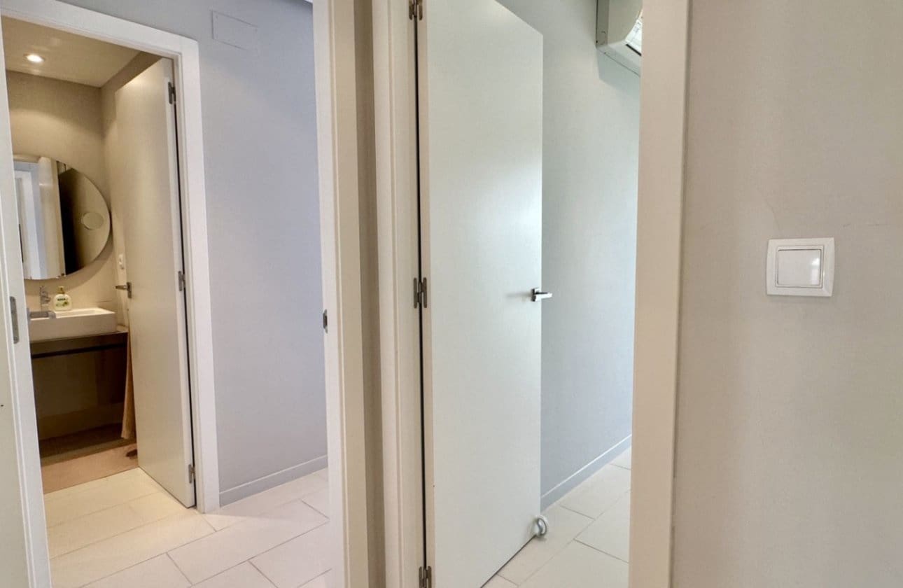 2 soverom Leilighet til salgs i Villamartin med svømmebasseng garasje - € 255 000 (Ref: 9540904)