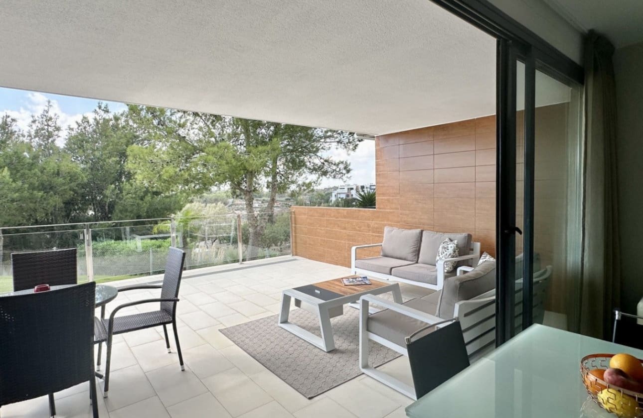 2 soverom Leilighet til salgs i Villamartin med svømmebasseng garasje - € 255 000 (Ref: 9540904)