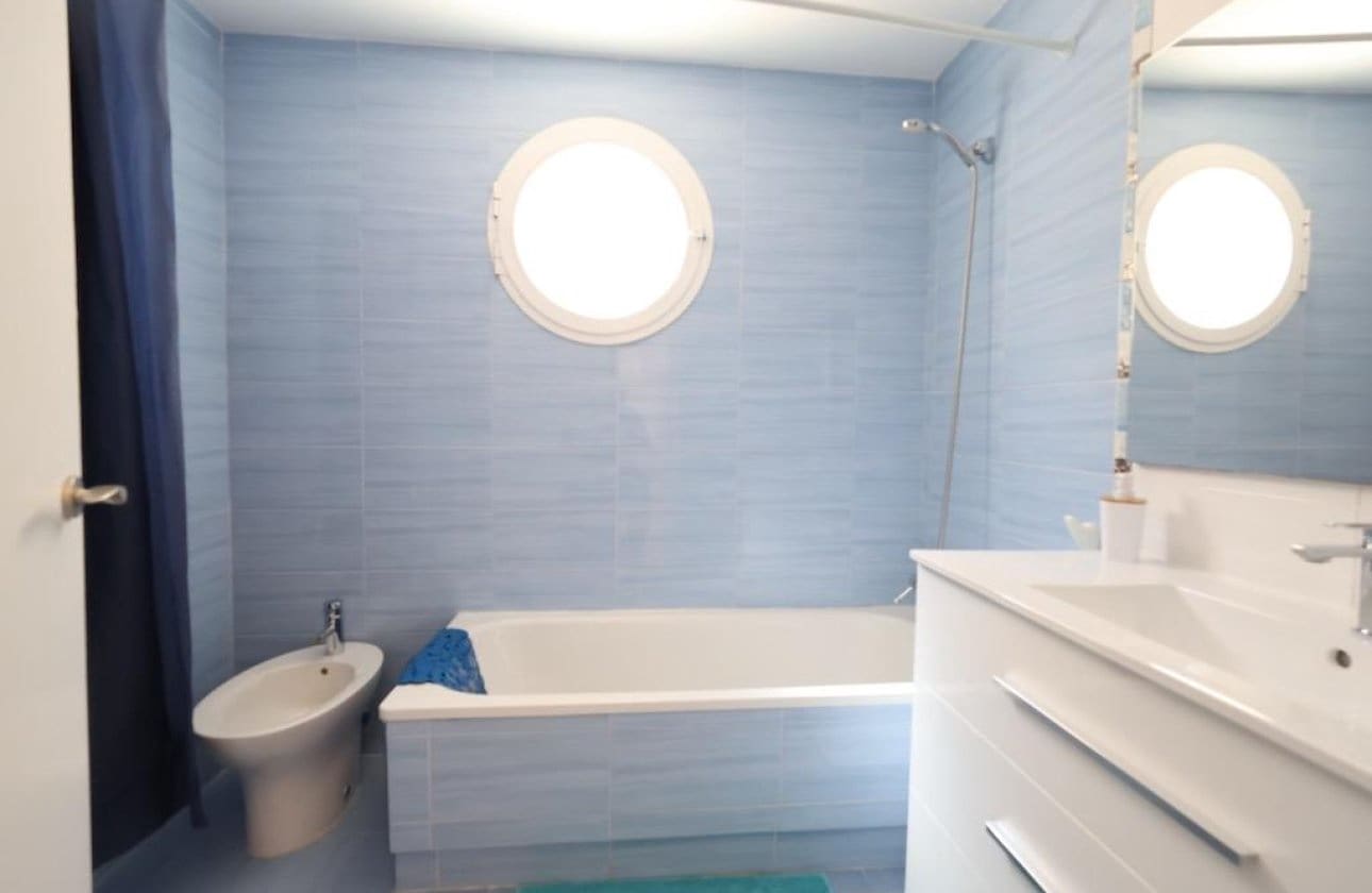 2 camera da letto Appartamento sulla Spiaggia in vendita in Campoamor con piscina - 295.000 € (Rif: 9551068)