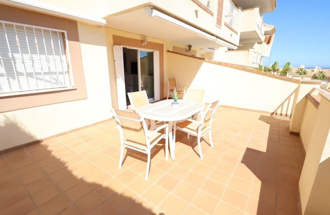 2 camera da letto Appartamento sulla Spiaggia in vendita in Campoamor con piscina - 295.000 € (Rif: 9551068)