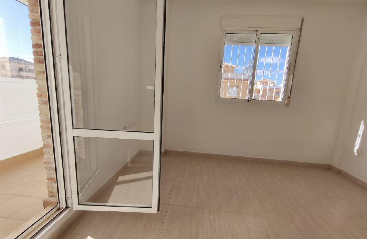 3 quarto Casa em Banda para venda em Ciudad Quesada com piscina - 289 000 € (Ref: 9561410)