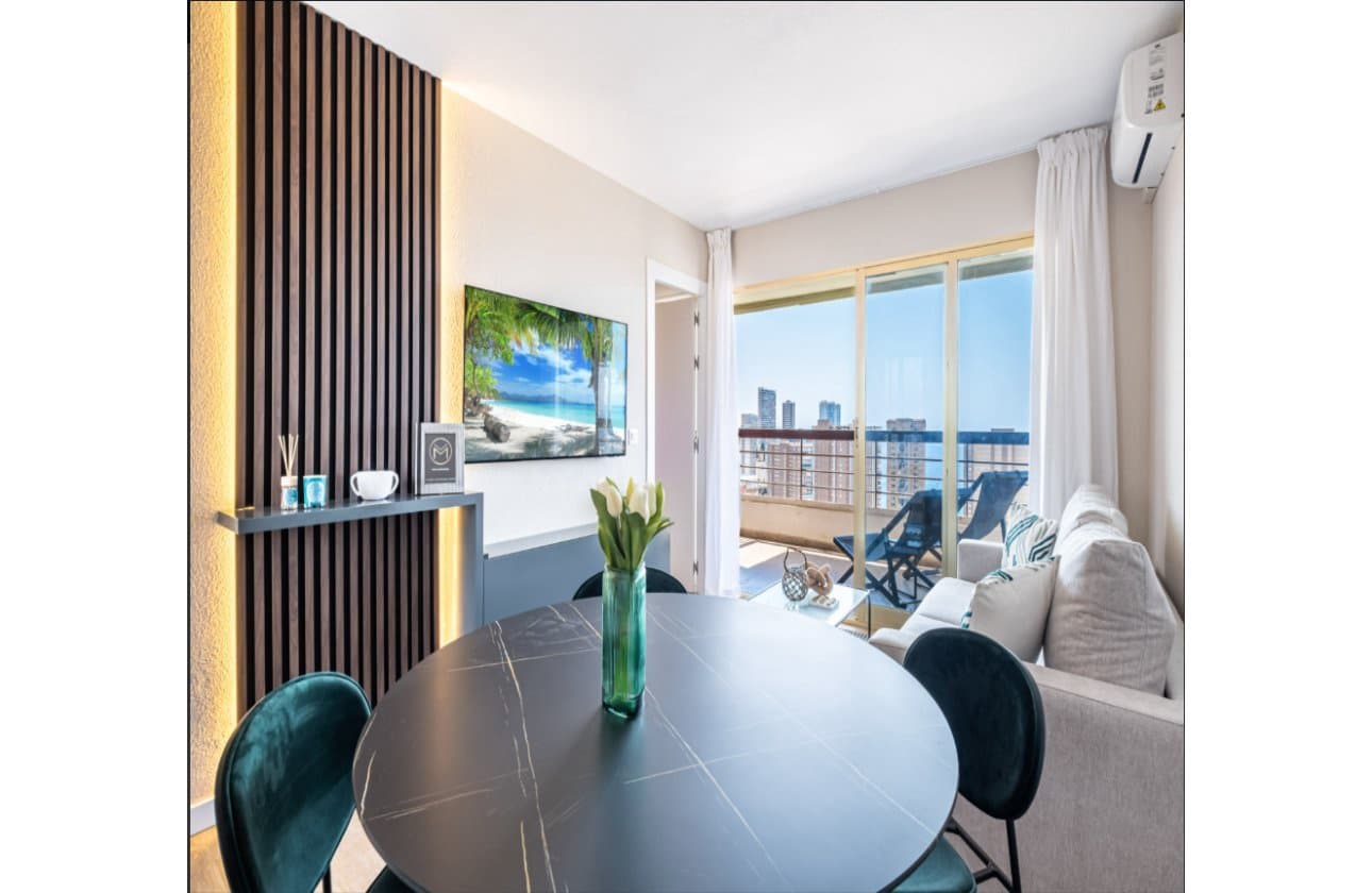 1 soveværelse Strandlejlighed til salg i Benidorm med swimmingpool - € 199.000 (Ref: 9569101)