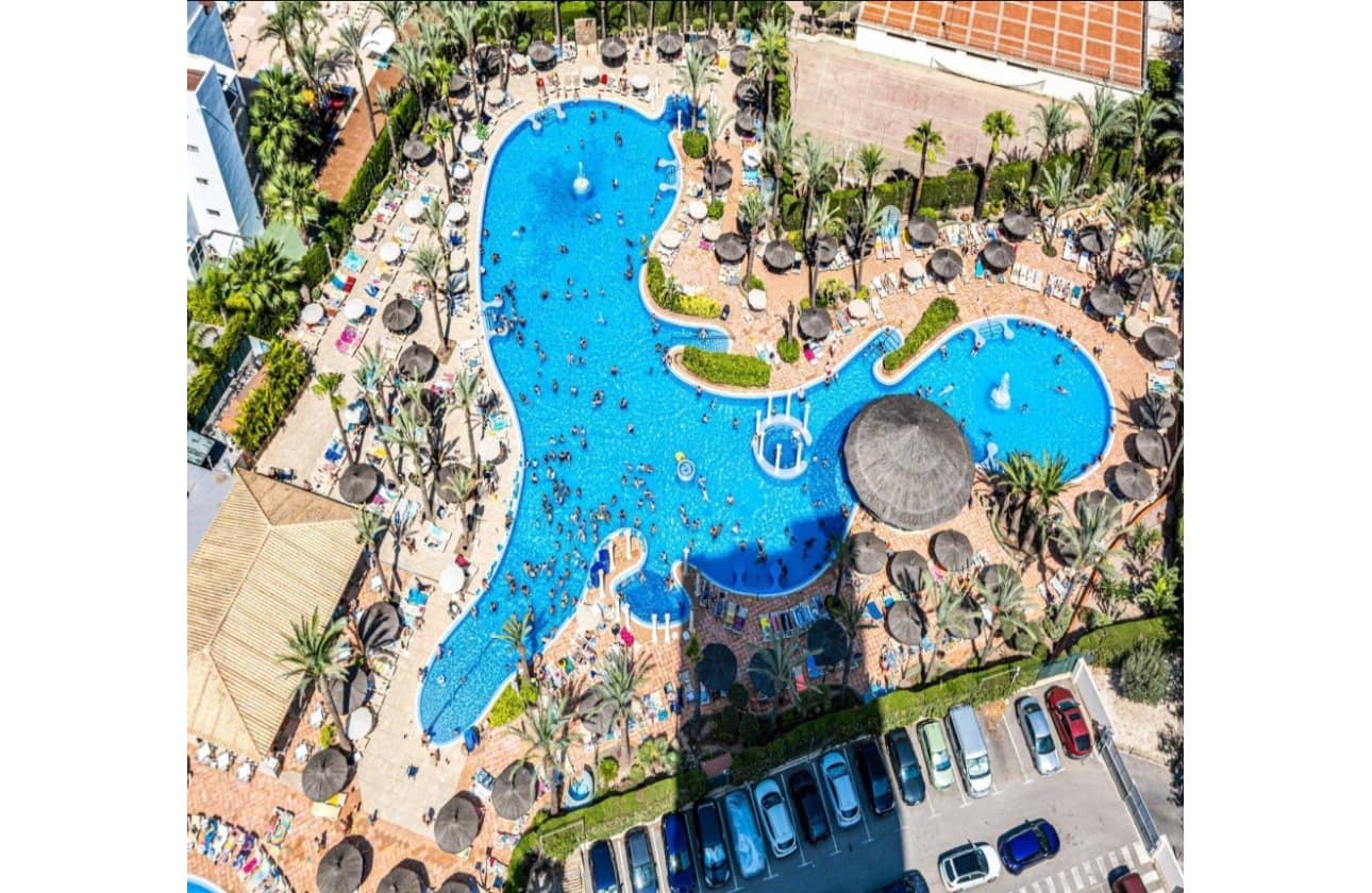 1 soveværelse Strandlejlighed til salg i Benidorm med swimmingpool - € 199.000 (Ref: 9569101)