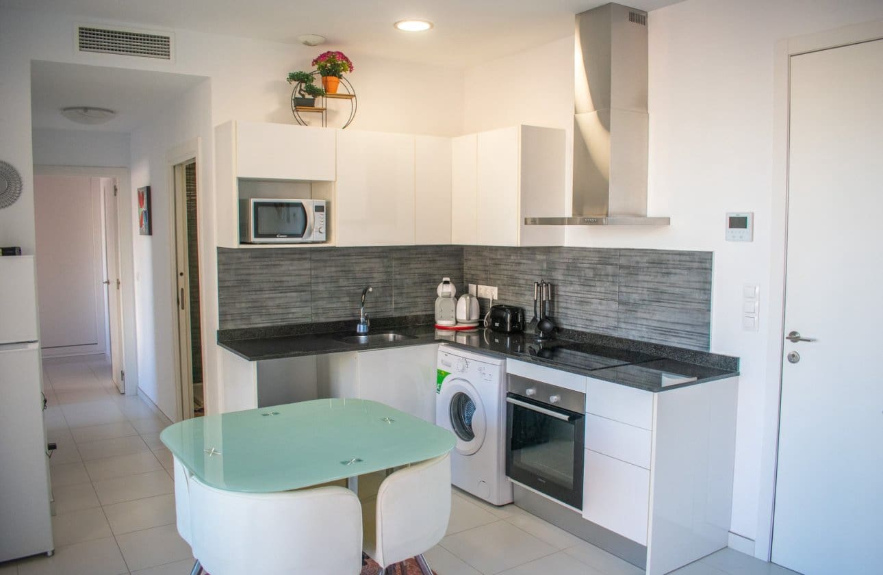 2 soveværelse Strandlejlighed til salg i Calpe / Calp med swimmingpool - € 525.000 (Ref: 9569103)