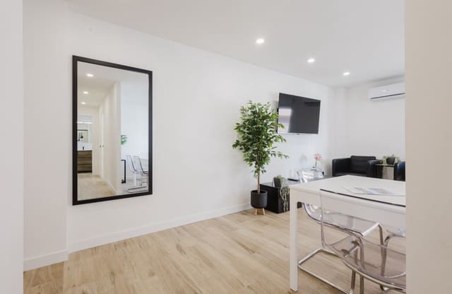 3 sypialnia Apartament przy plaży na sprzedaż w Playa del Acequión, Torrevieja z basenem - 289 000 € (Ref: 9569105)