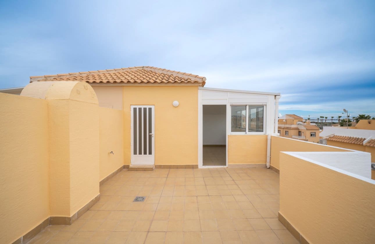 3 slaapkamer Huis te koop in Ciudad Quesada met zwembad - € 289.000 (Ref: 9576267)