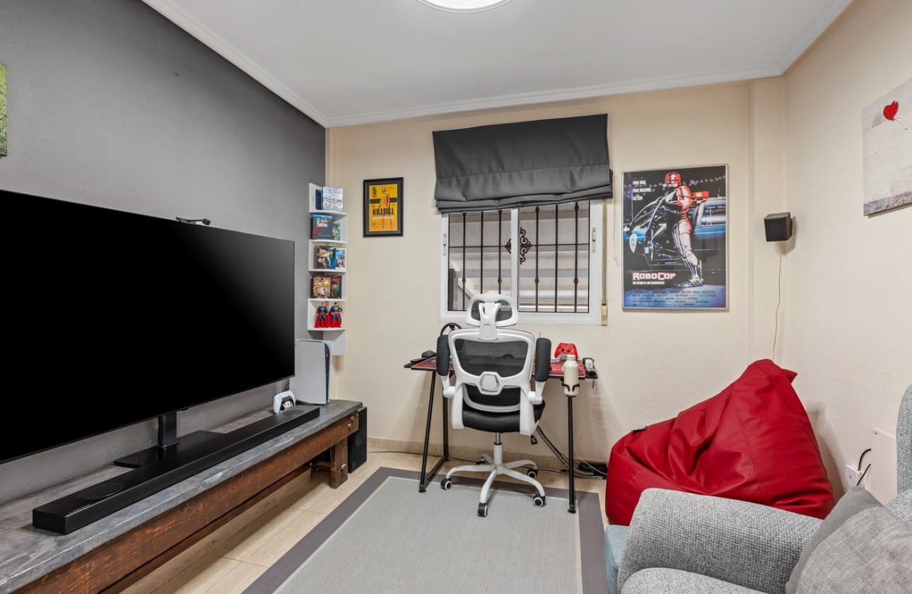 5 soveværelse Lejlighed til salg i Ciudad Quesada med swimmingpool - € 276.000 (Ref: 9583114)