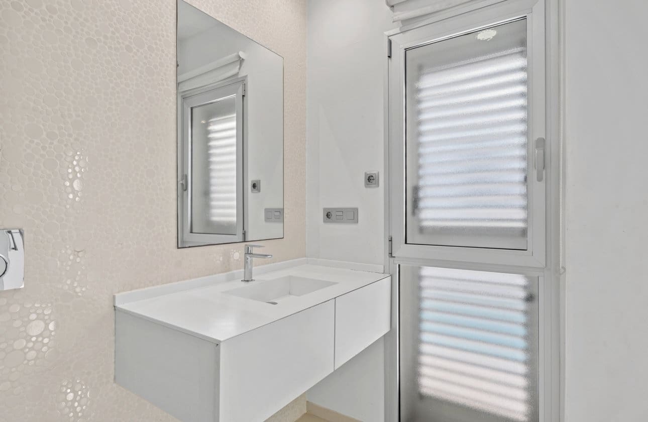 3 makuuhuone Huvila myytävänä paikassa Ciudad Quesada mukana uima-altaan - 425 000 € (Ref: 9583115)