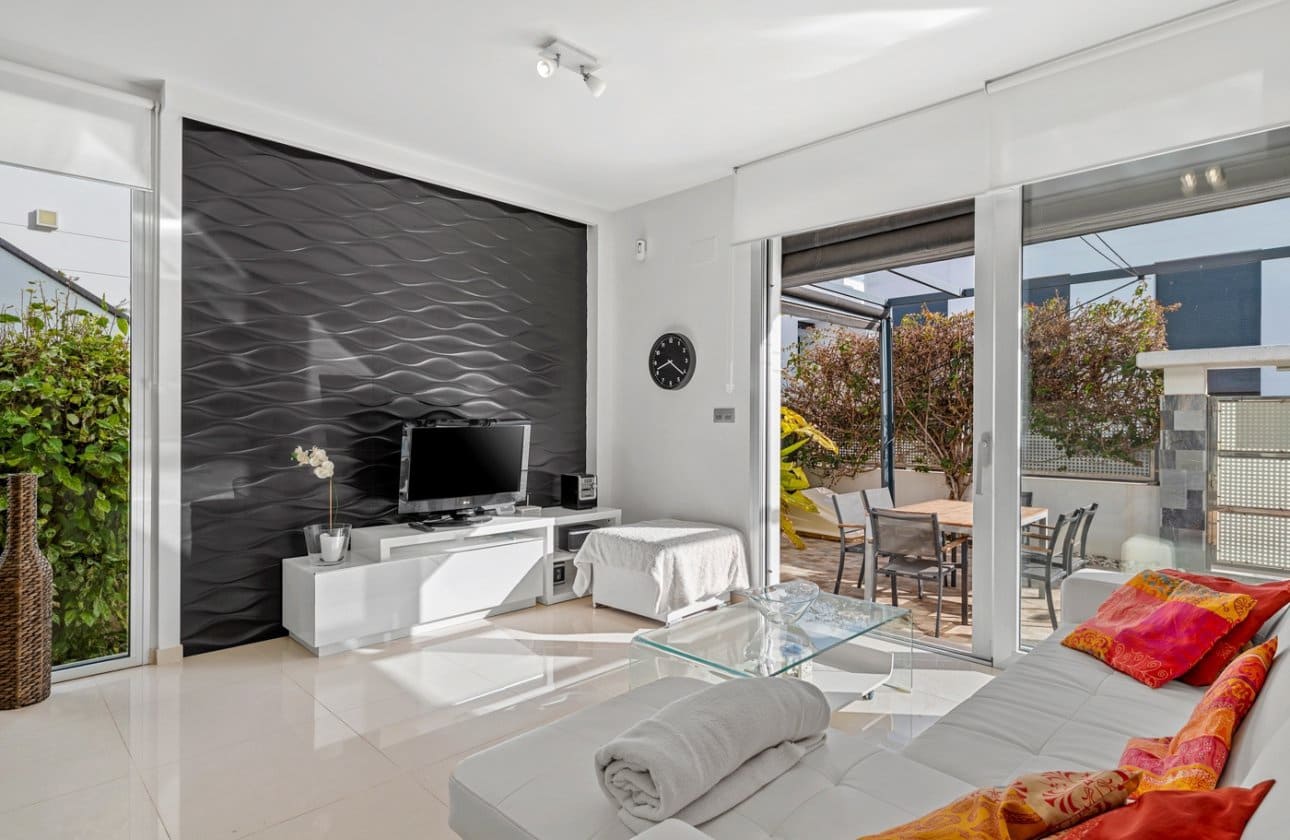 3 makuuhuone Huvila myytävänä paikassa Ciudad Quesada mukana uima-altaan - 425 000 € (Ref: 9583115)