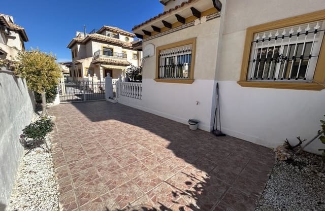 2 slaapkamer Huis te koop in Cabo Roig, Orihuela met zwembad - € 240.000 (Ref: 9583116)