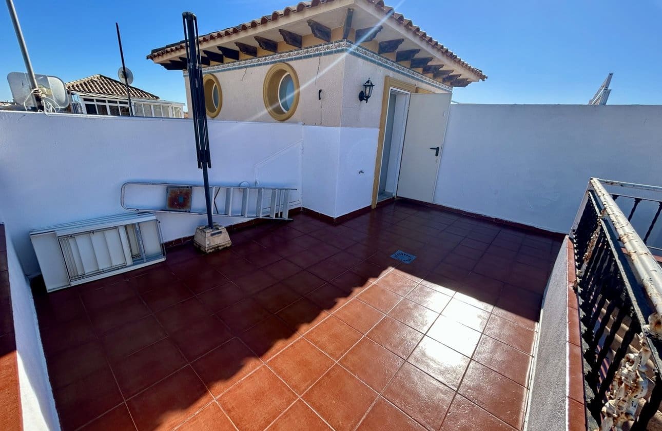 2 slaapkamer Huis te koop in Cabo Roig met zwembad - € 240.000 (Ref: 9583116)